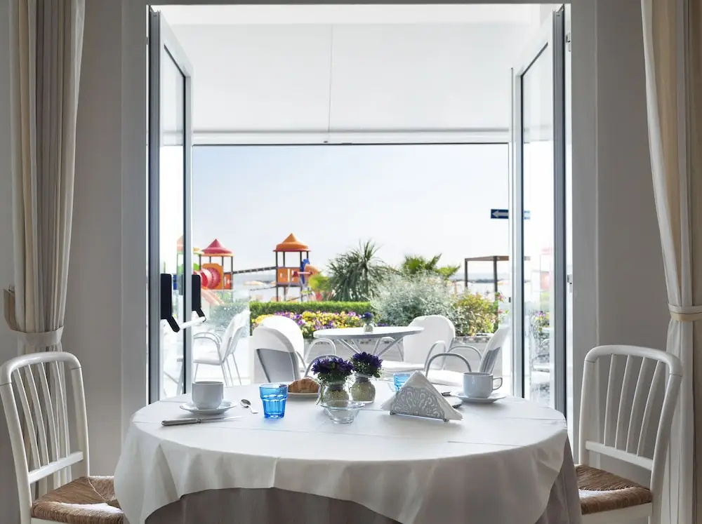 Hotel Riviera