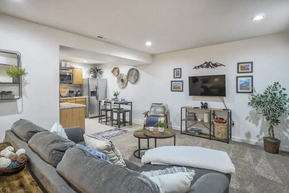 1BD Suitewalking Distance From Red Rocks