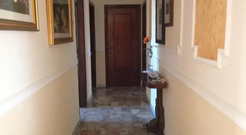 Leos Apartment