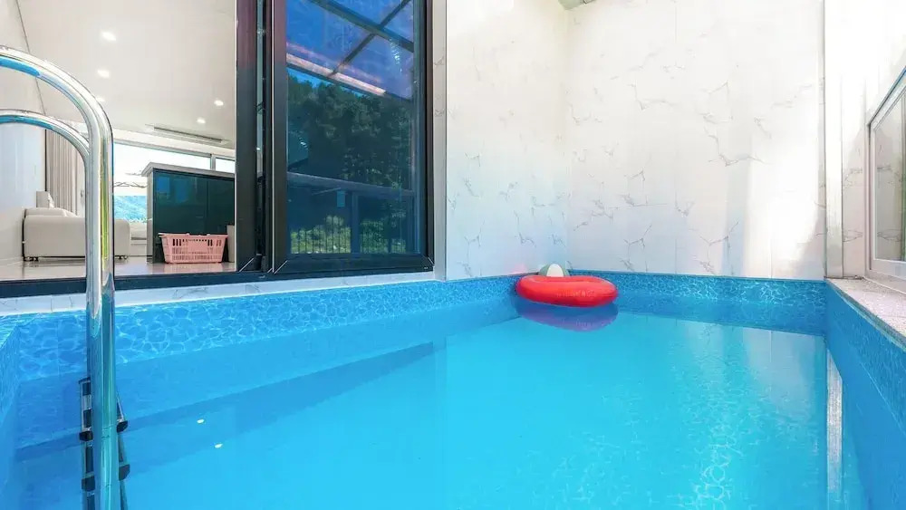Gapyeong staysumok pool villa pension