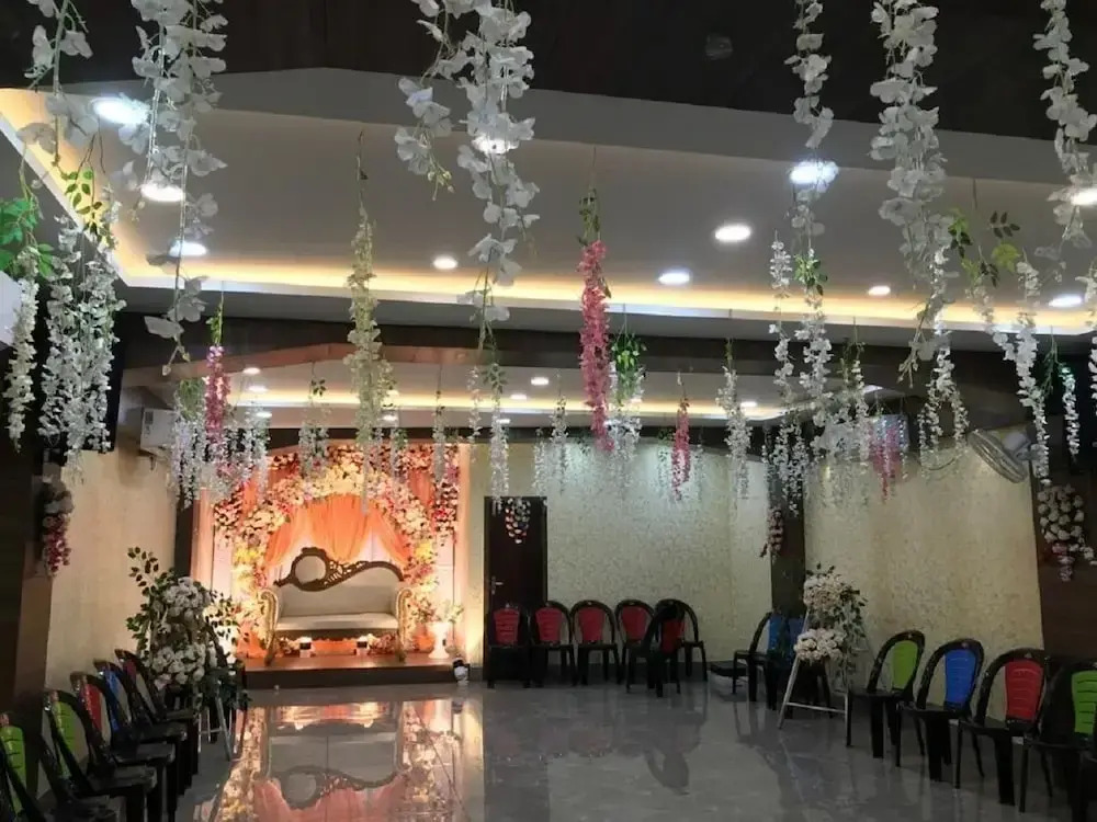 Hotel Grand Palace Banquet by OYO Rooms