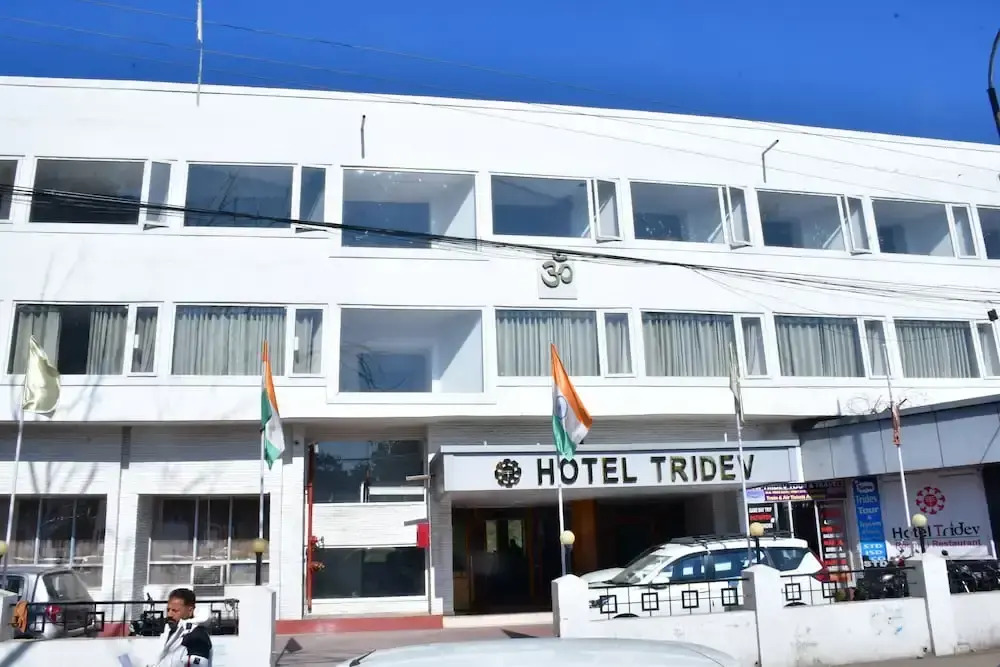 Hotel Tridev