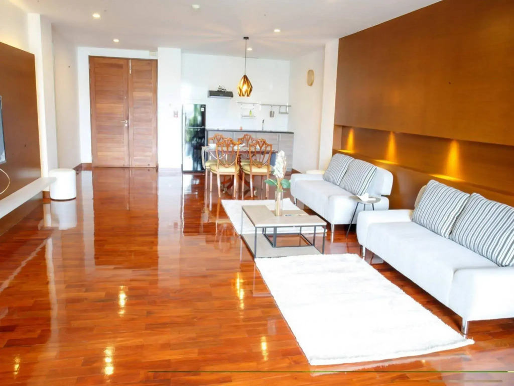 Benviar Tonson Residence