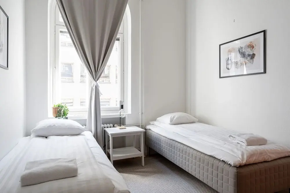 Historical 3BR Downtown Apartment with Sauna