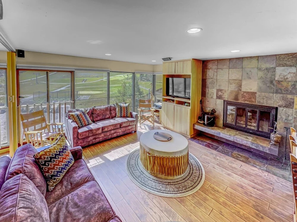 Sf411 Snowflake 3br 3ba 4 Bedroom Condo by RedAwning