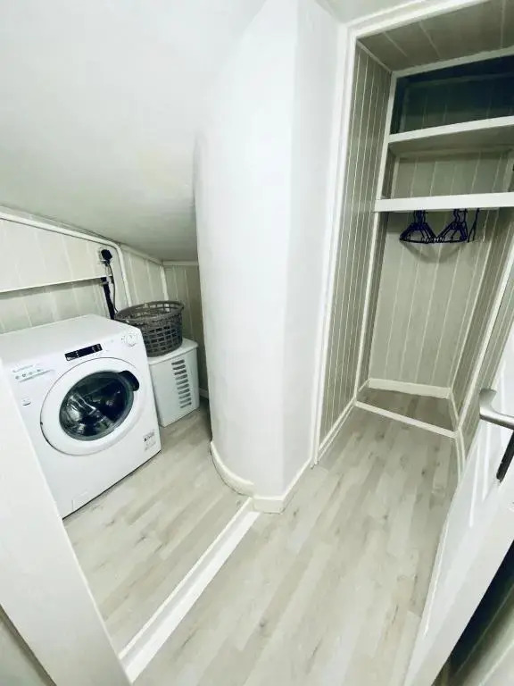 CAUVI - Antibes Centre, WIFI, Climatisation, 4 personnes