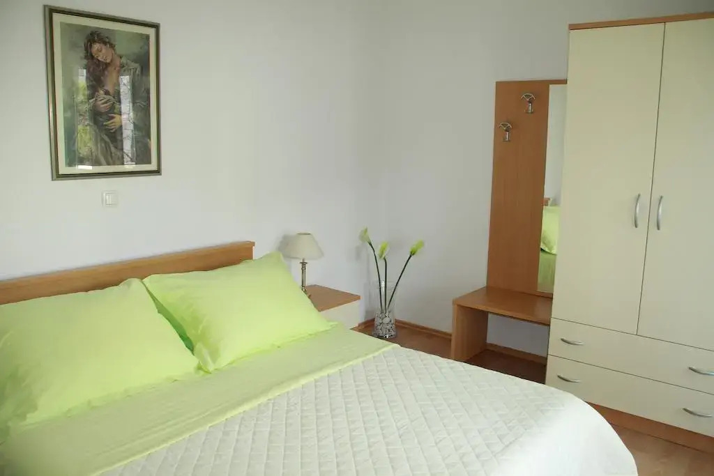 Apartments Kasalo