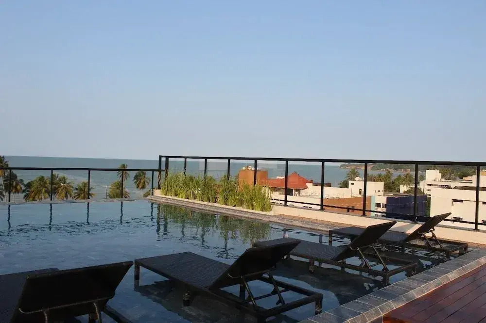 Legacy Suites by Daybyday