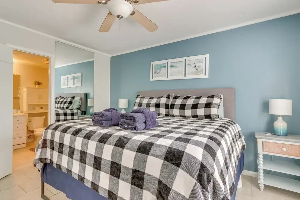 Pool Access, Walk to Beach: Hilton Head Haven!