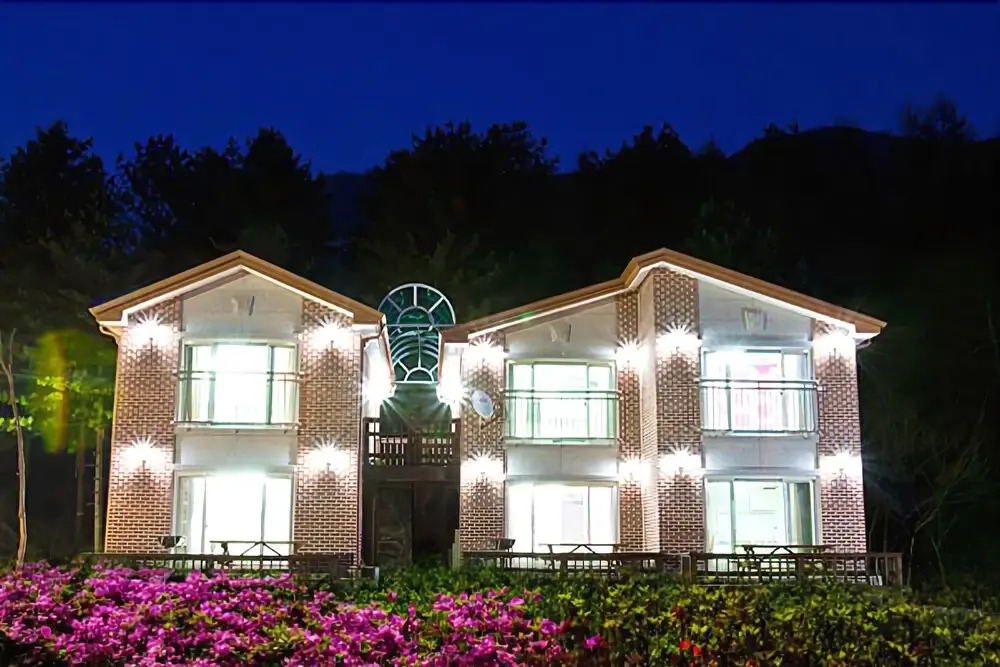 Pocheon Forest Happy Village Pension