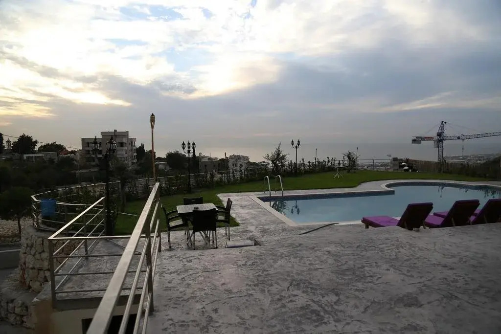 VU'Z Hotel Apt