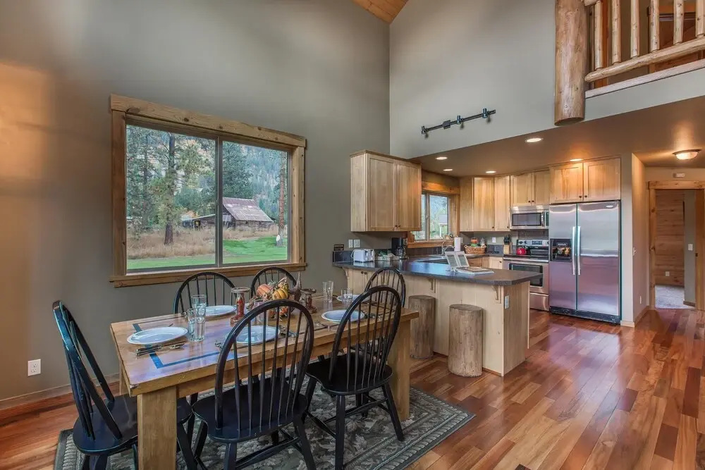 Icicle Creek Lodge