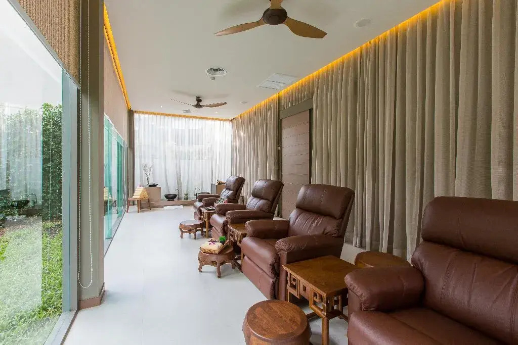 AtEase Phuket Patong