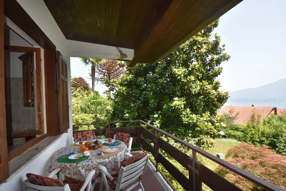 Villa in Valdora with Lake Maggiore Views