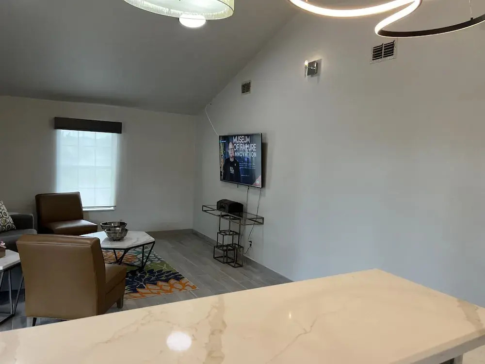 Garden Inn & Suite