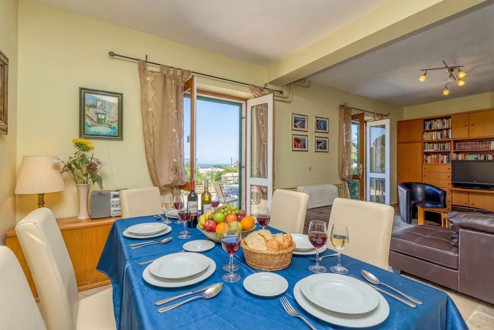 Sea View Home Marianne 200m from sea - Happy Rentals