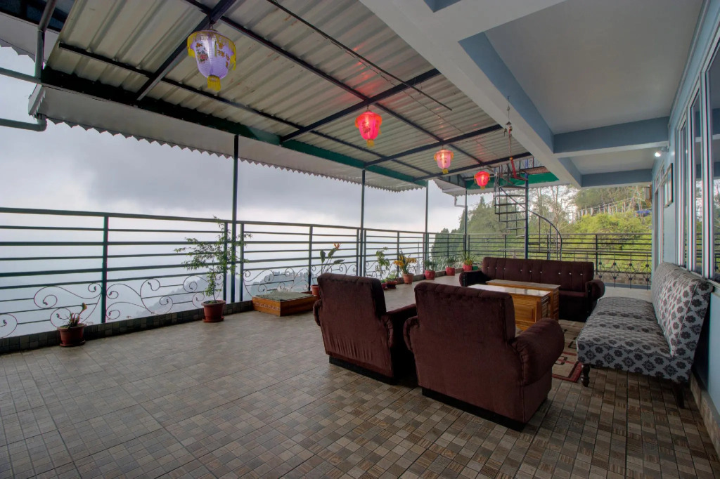 Aura Homes