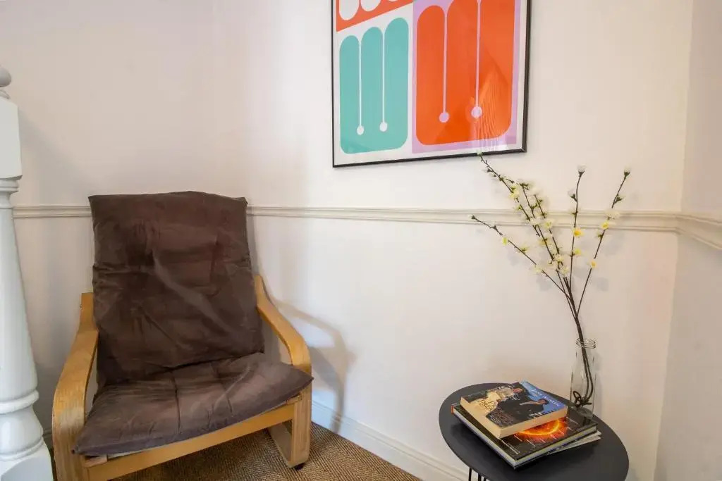 Laurels- 3-beds, Parking, Short Walk to Beach