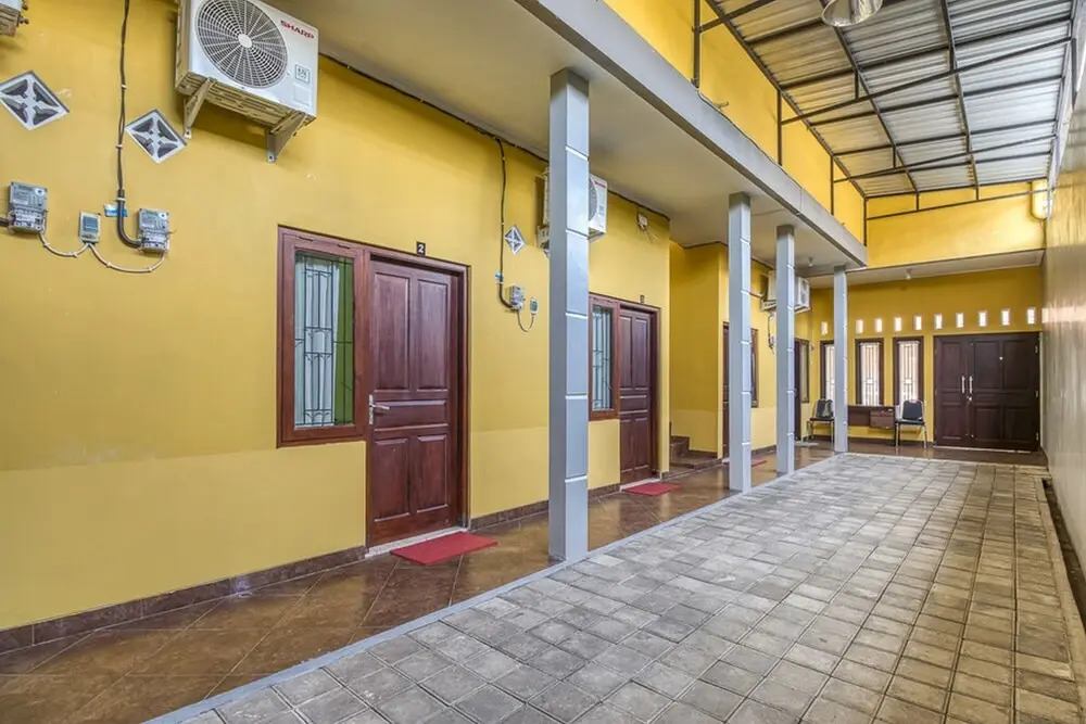 KoolKost Syariah near Universitas Amikom Yogyakarta 2 - Caters to Women