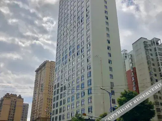 Ease Hotel (Anshun Ancient City Huangguoshu Avenue Xintiandi)