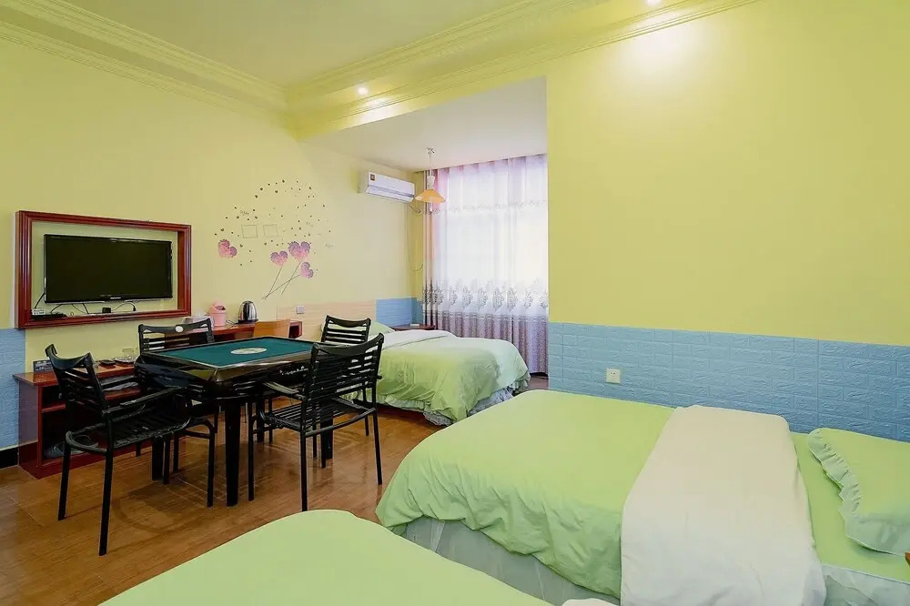 Zhangjiajie Memeda Theme Hotel