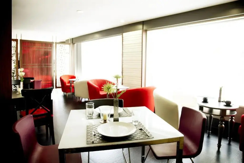 Poste 43 Residence
