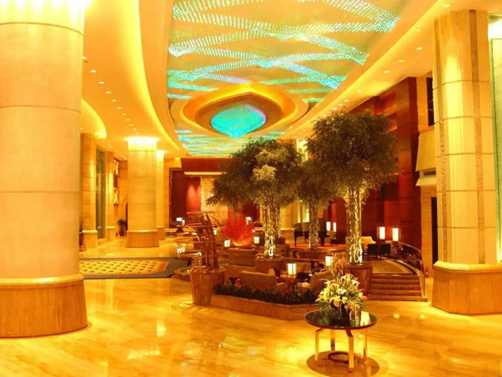 Grand Oriental Hotel