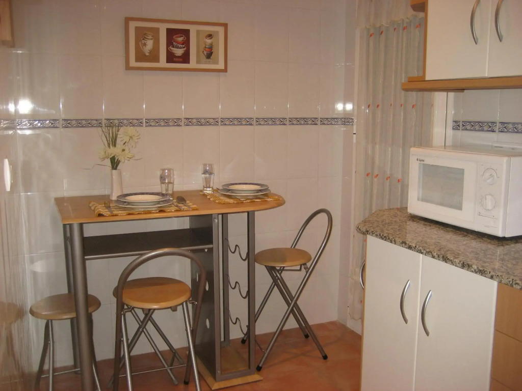 Vivienda en residencial con piscina