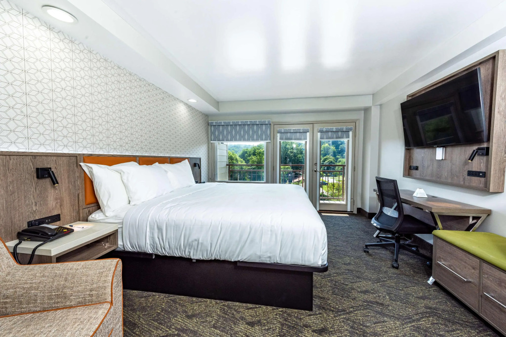 Best Western Plus Apple Valley Lodge Pigeon Forge