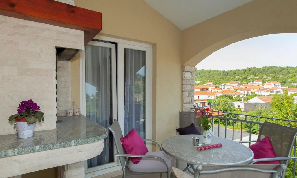 Komun Apartments
