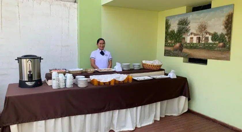 Holiday Suites