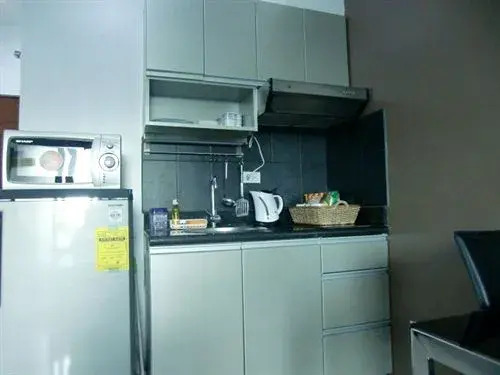 Travelers Service Apartment