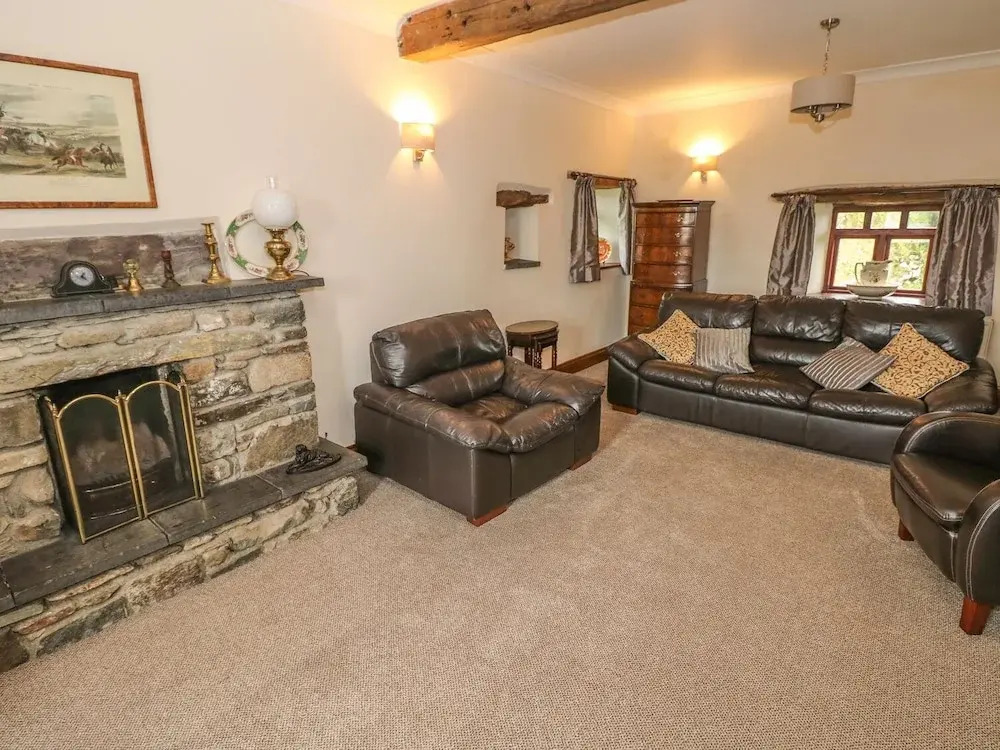 Gwryd Bach Farmhouse