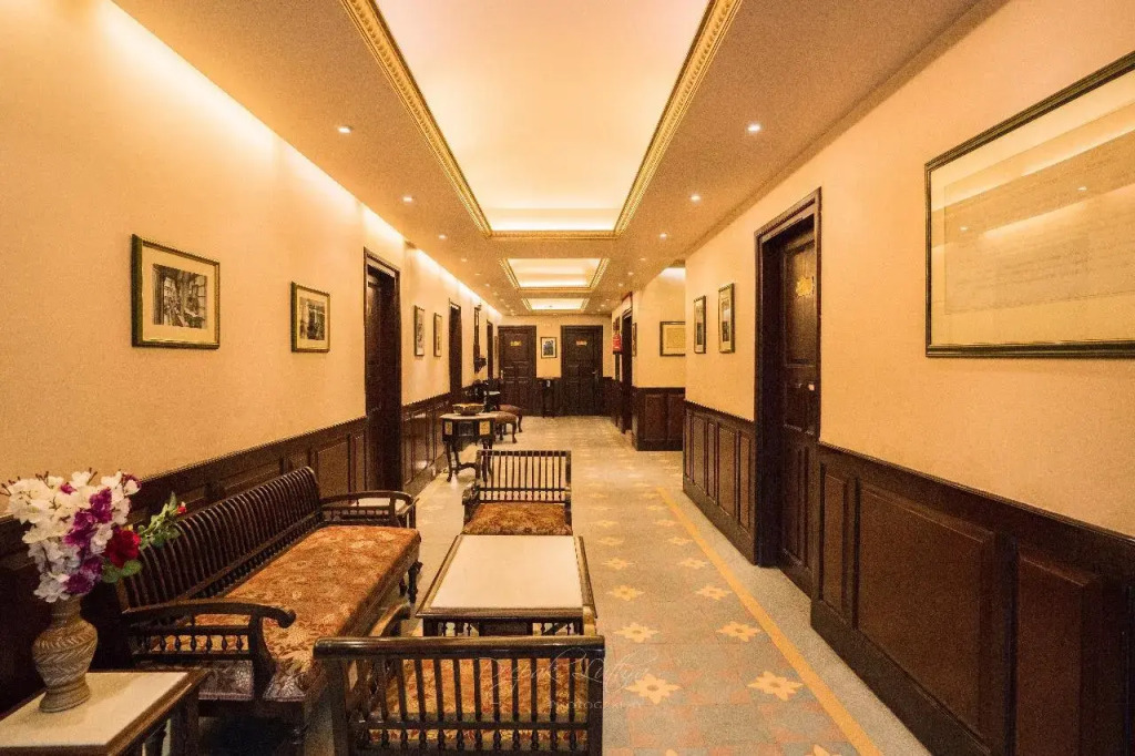 Palace On Ganges - Heritage Hotel