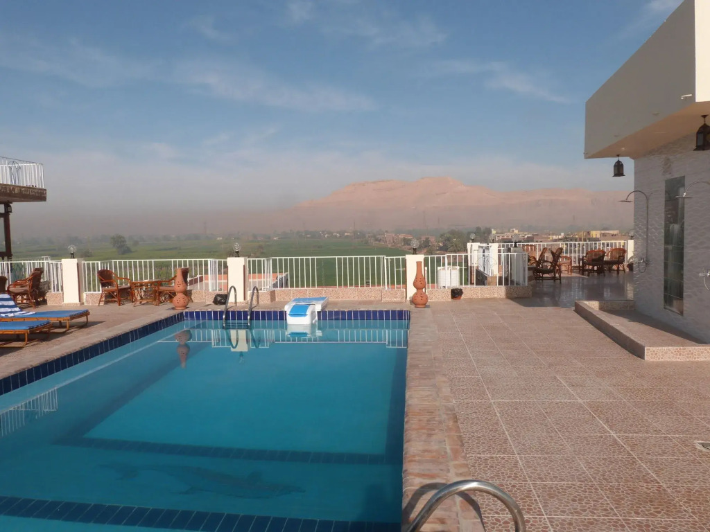 Thebes Hotel