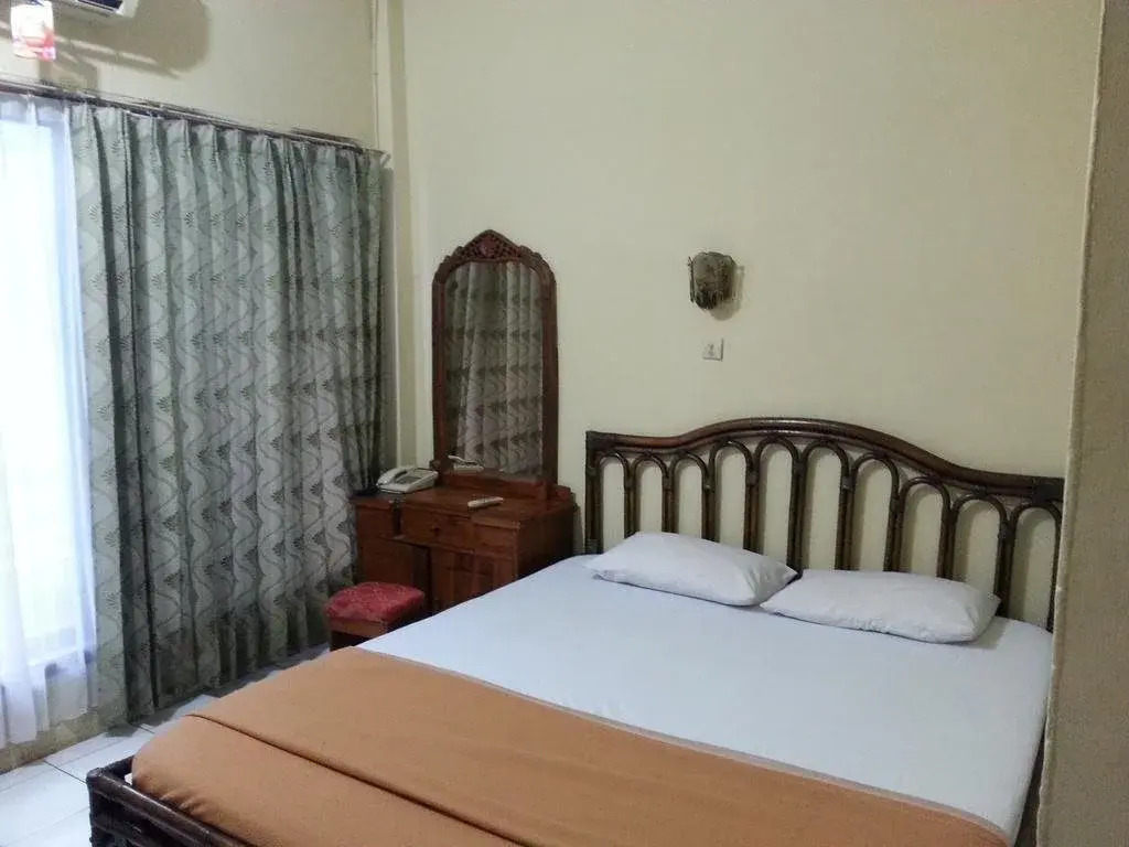 Le Paradis Hotel