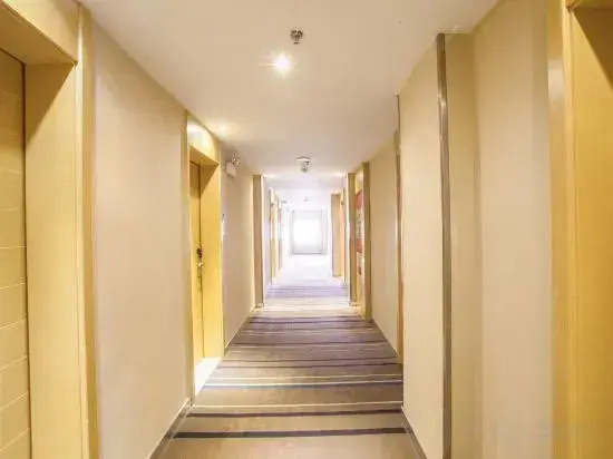 City Comfort Inn Hotel (Nanning Exhibition Center Langxi Subway Station)
