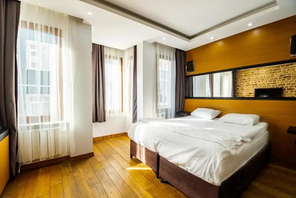 The Xenia Hotel