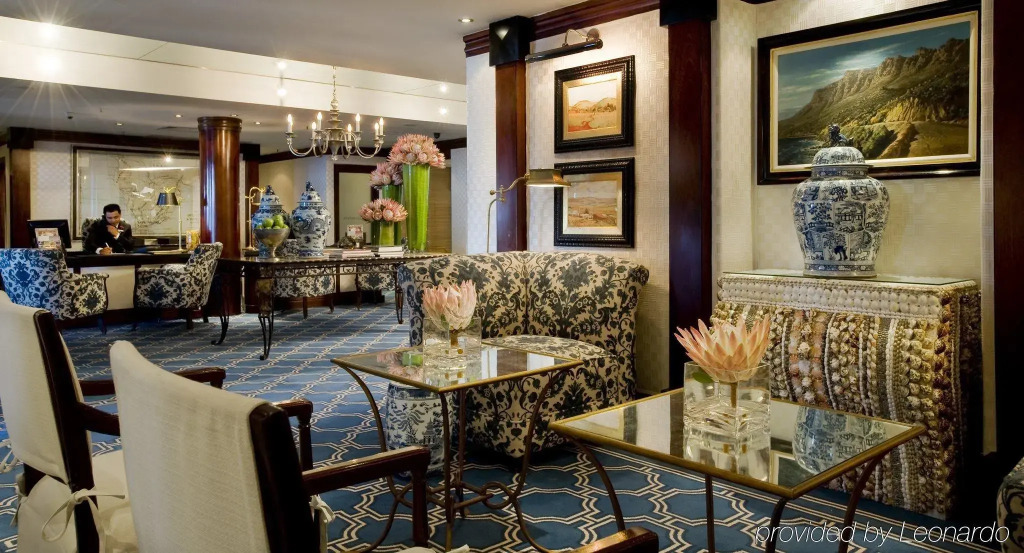 Twelve Apostles Hotel & Spa