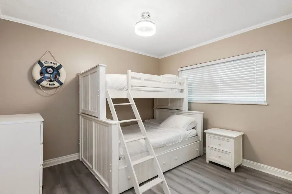Lower Beach Front Escape Unit A