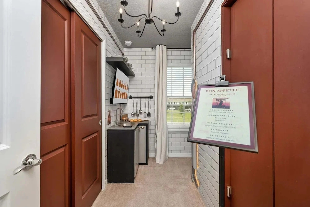 Stay in Style: Townhome by Disney w Resort Perks