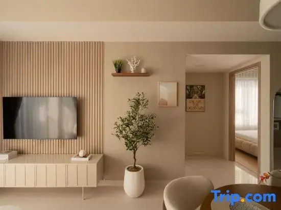 Soho Grand Central Residence - Upscale Living in District 1 - Premium Studios, 2Brs 3Brs