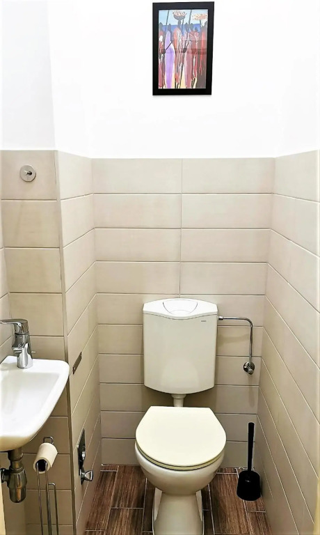 ORANGEHOMES Kalvin Sq 2 bedroom apartment