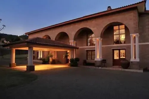 Umdende Manor