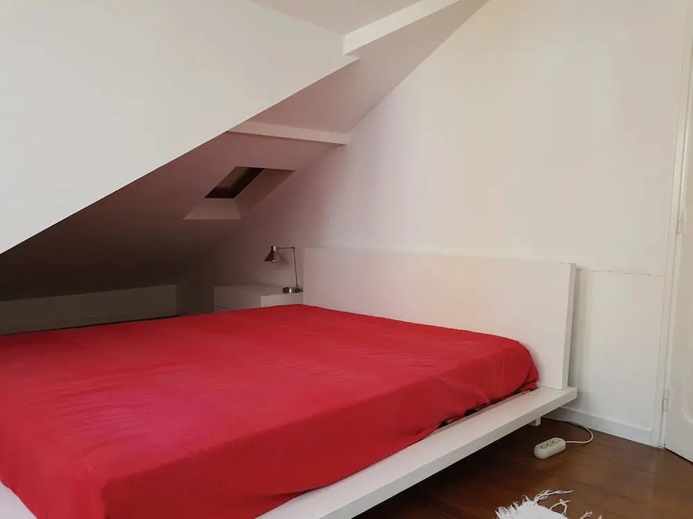 Stylish Lisbon Apartment in Alfama w/ Heating