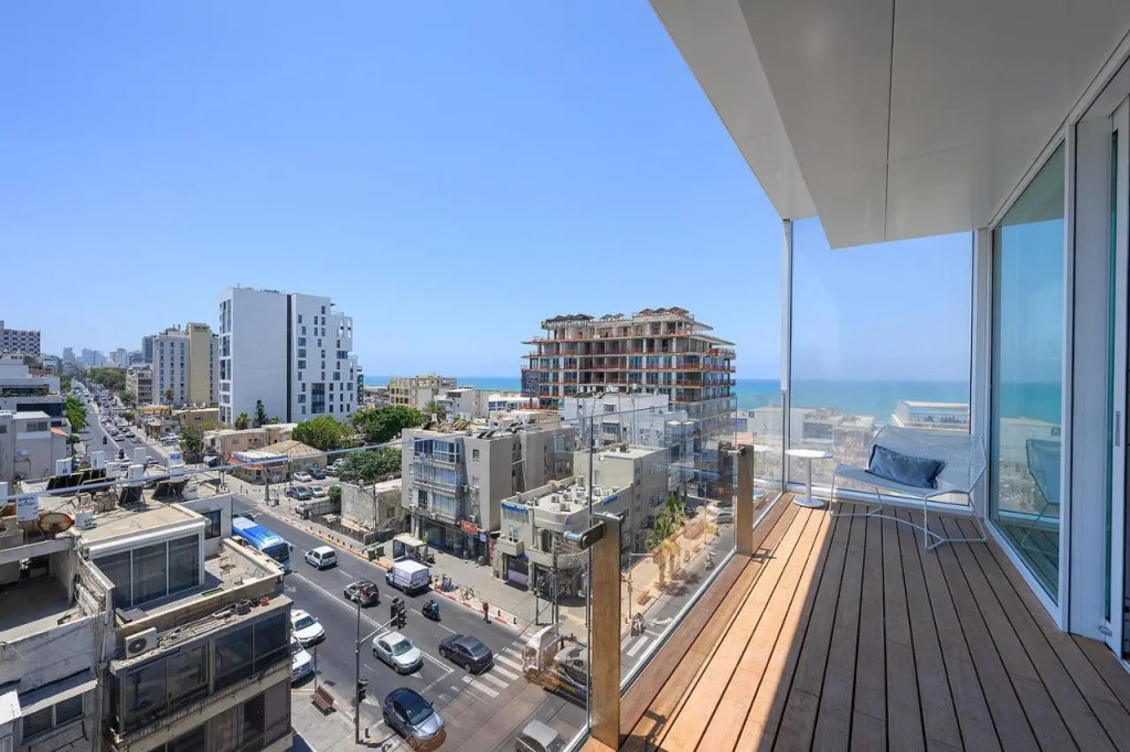 Port Tower by Isrotel Design