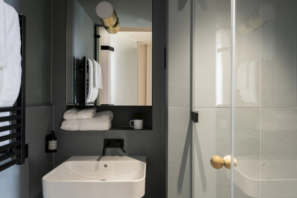 Buckle Street Studios by Locke, Aldgate