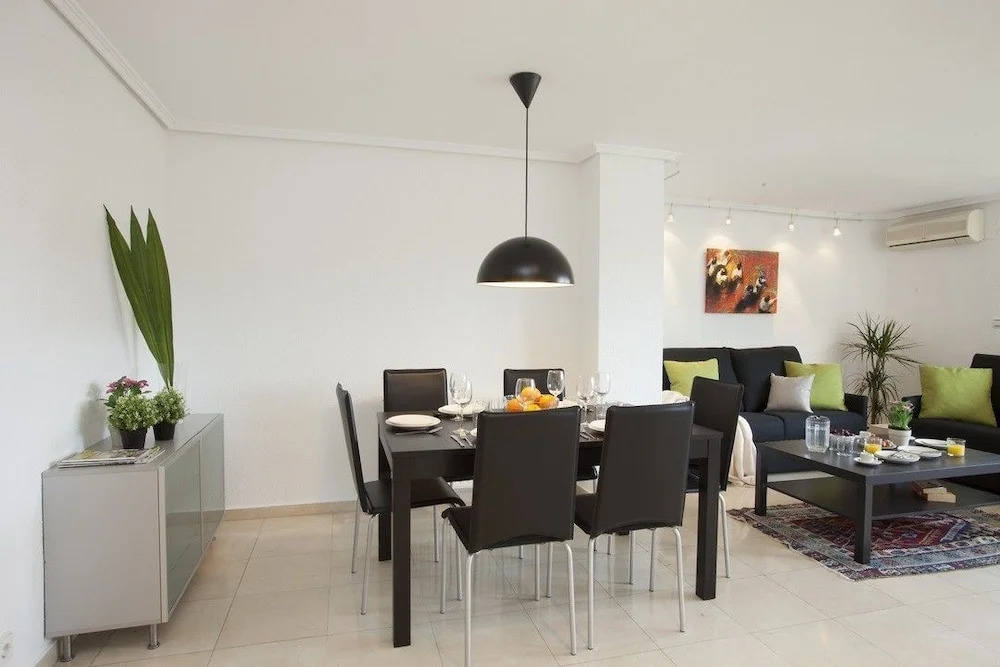 SingularStays Candela V