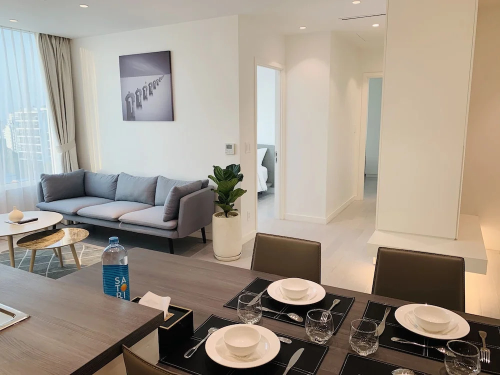 Leman Luxury Suites