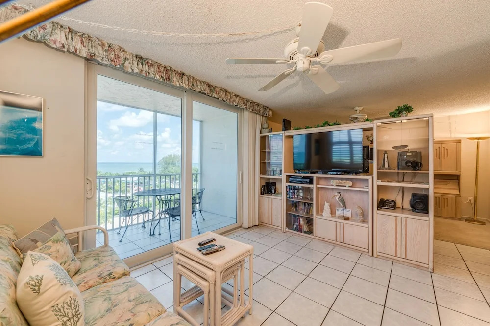 Bonita Beach & Tennis 2706
